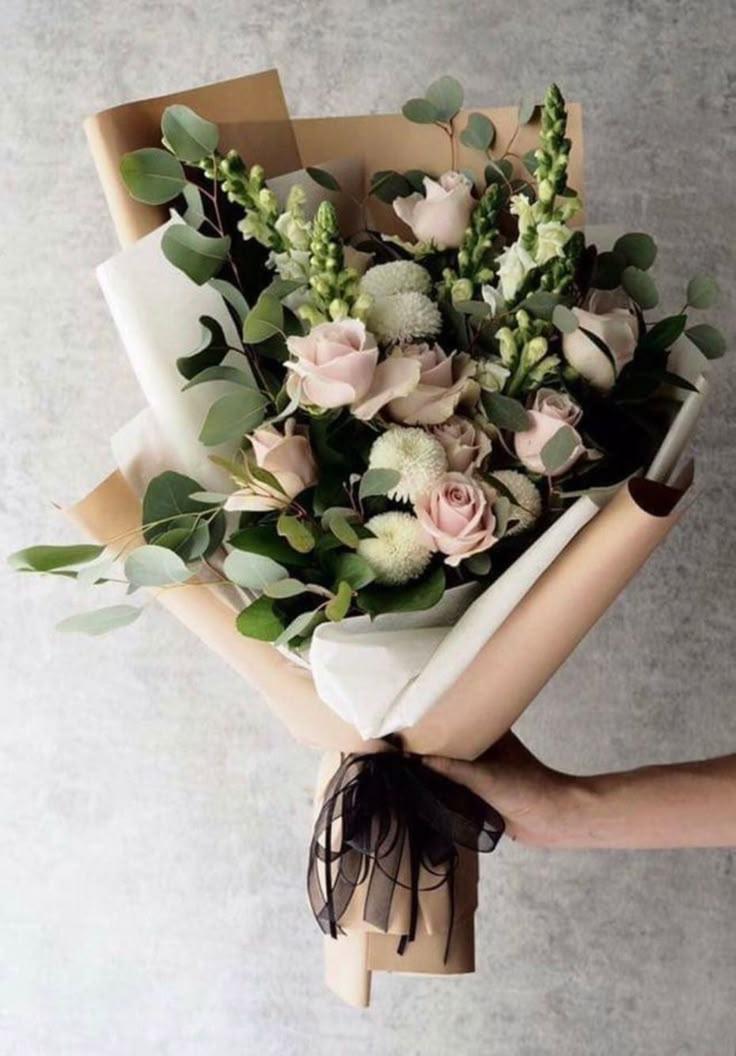 Secret Garden's Aromatic Embrace